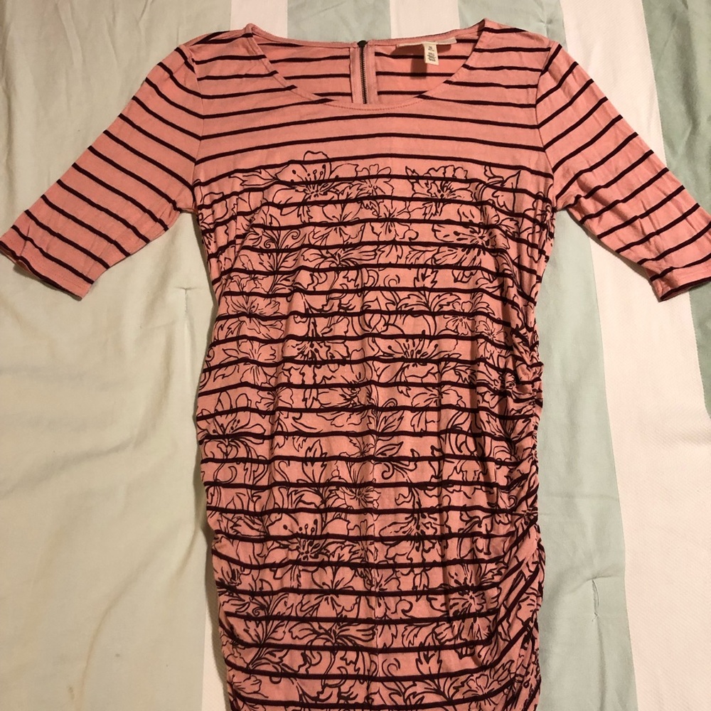 Clearance*Jessica Simpson pink/peach maternity top